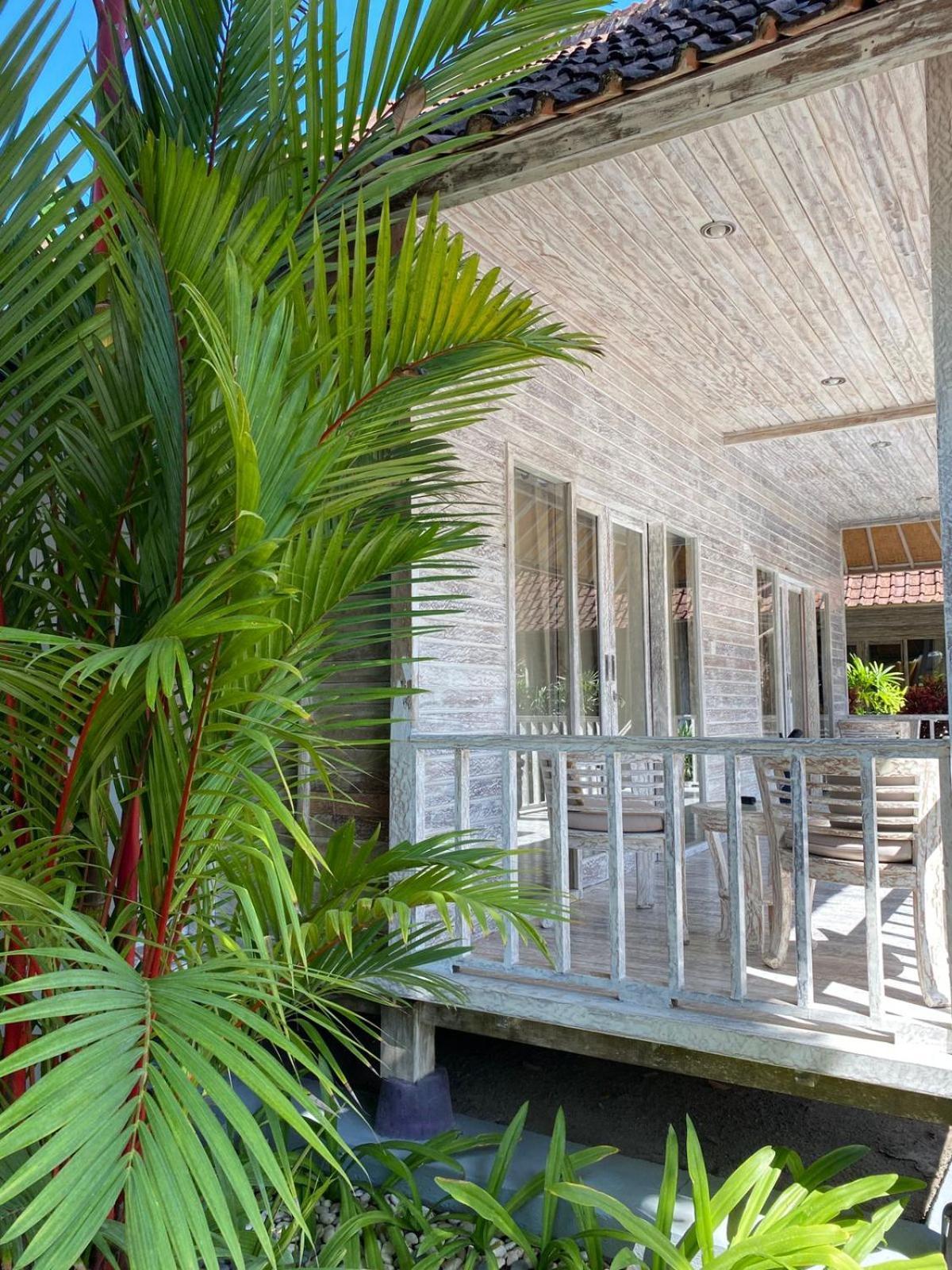 The Nichos Bungalows And Villas Nusa Lembongan Exterior foto