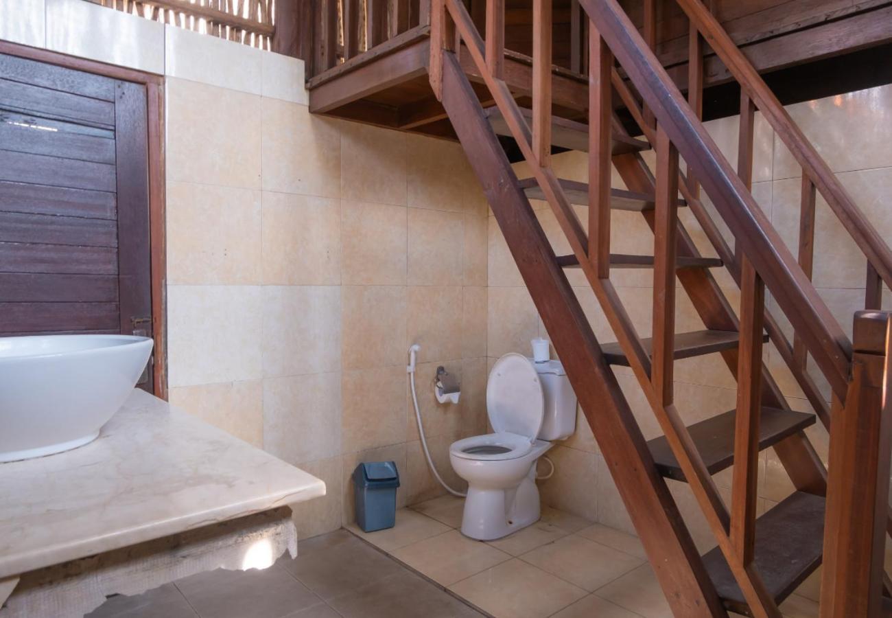 The Nichos Bungalows And Villas Nusa Lembongan Exterior foto