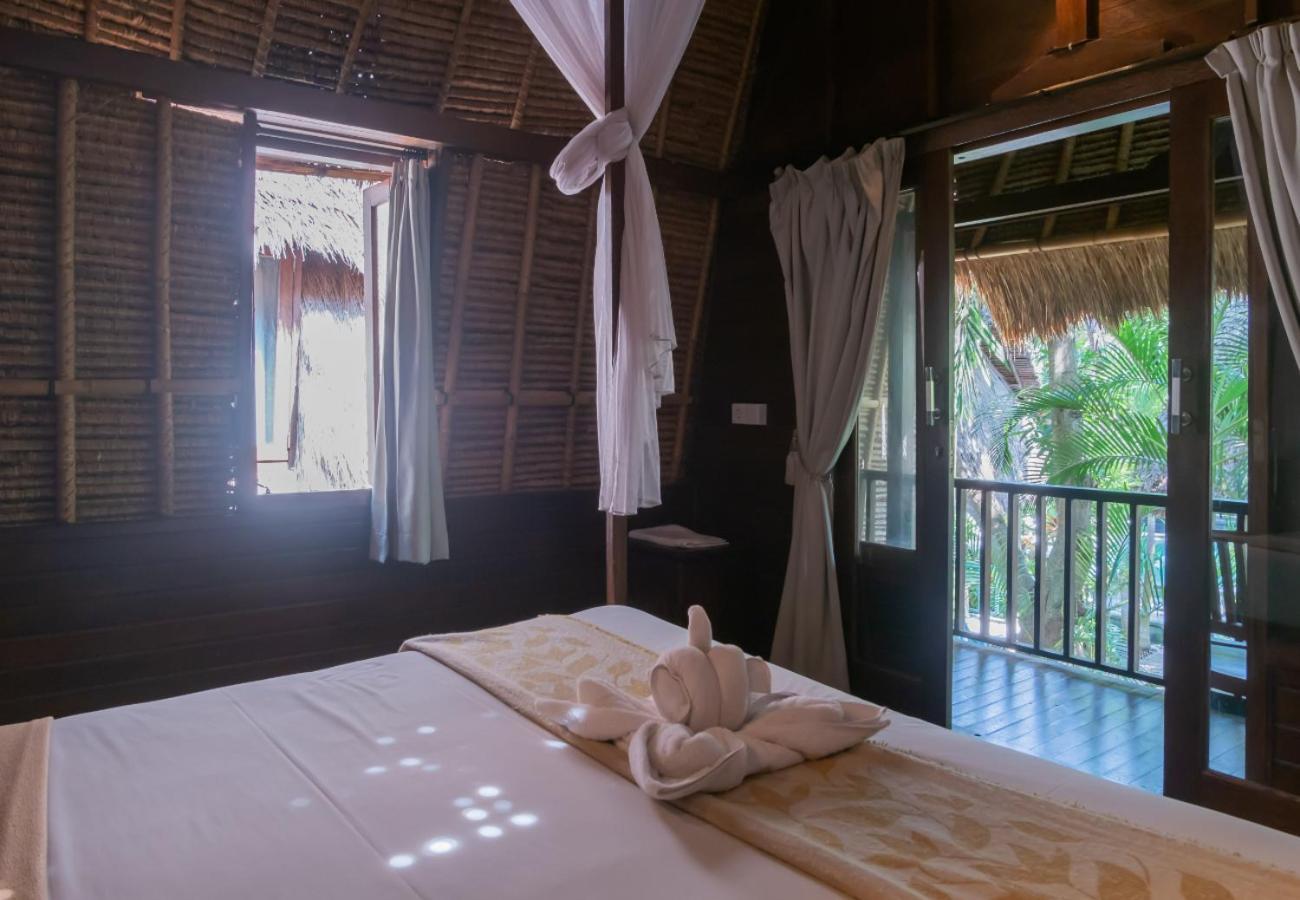 The Nichos Bungalows And Villas Nusa Lembongan Exterior foto
